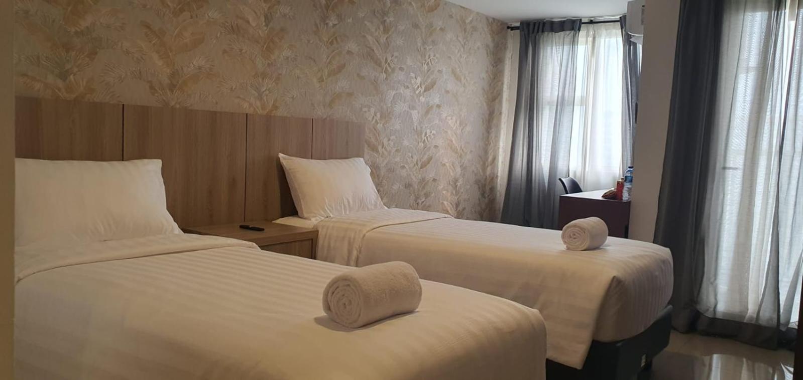 Nemuru Hotel Ciputat Pondokcabe Hilir 外观 照片